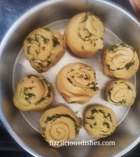 Arrange all buns in a baking tray