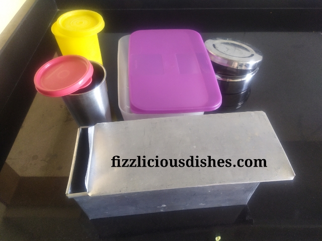 containers for icecream setting