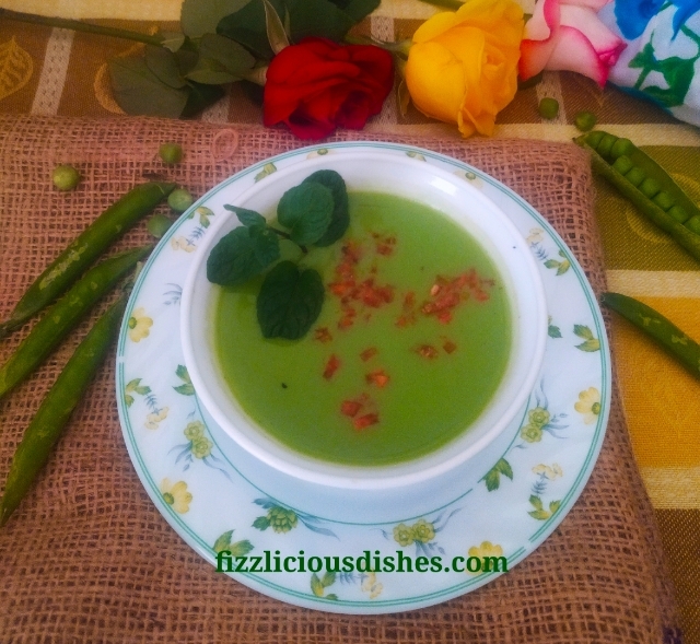 5 Ingredients Quick And Easy Pea Soup