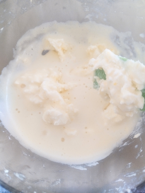 add egg mixture to the cream